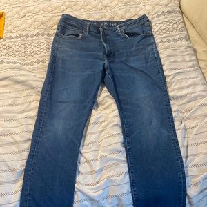 Men’s AE jeans